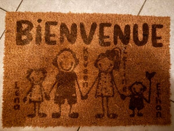 Tapis coco personnalisé gravé laser – Prénom, Famille, Animaux