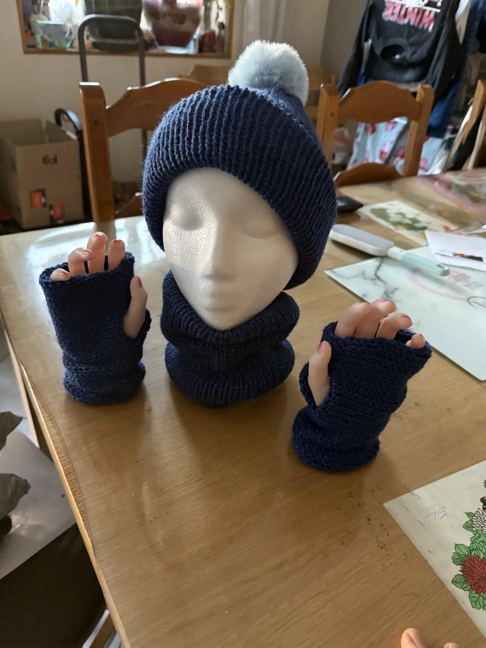 Bonnet et tour de cou personnalises